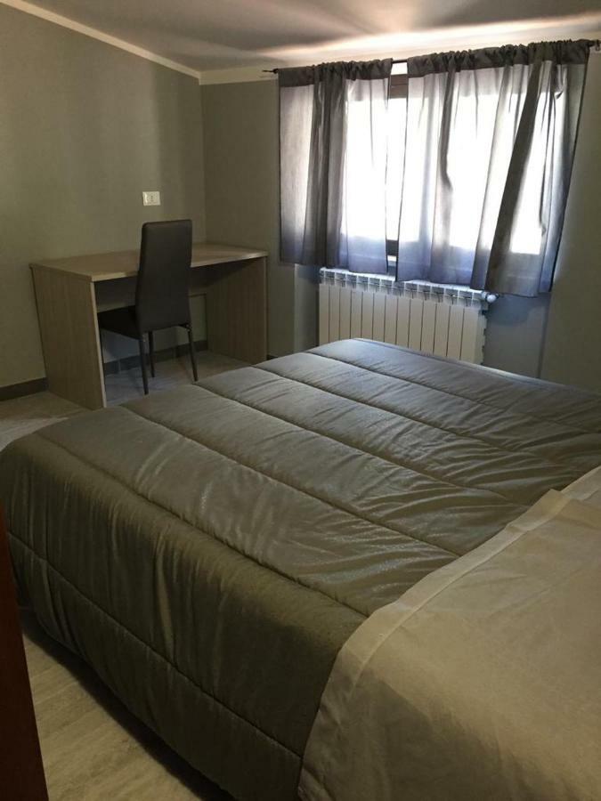 Albergo "Da Gigi" Celano Bagian luar foto