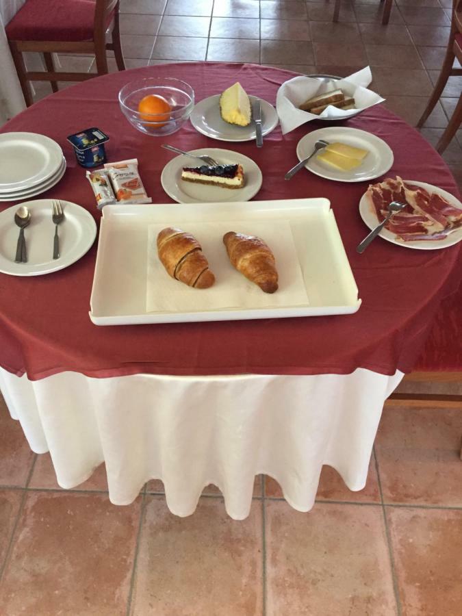 Albergo "Da Gigi" Celano Bagian luar foto