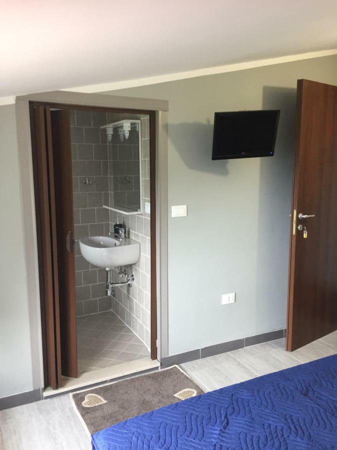Albergo "Da Gigi" Celano Bagian luar foto